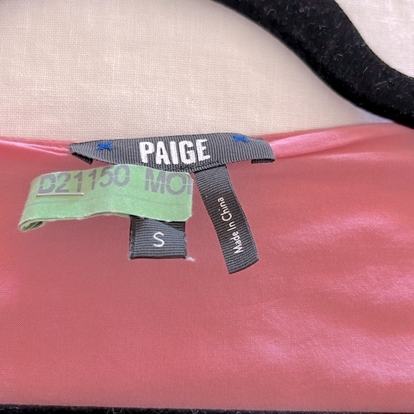 🟣 BOGO! Paige “Rosalee” Dress in Lipstick Pink - Picture 9 of 10